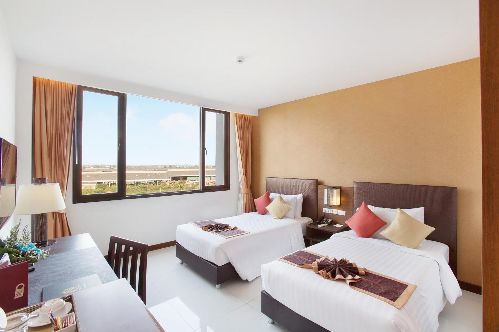 Mida Grande Hotel Dhavaravati Nakhon Pathom - Sha Plus Buitenkant foto