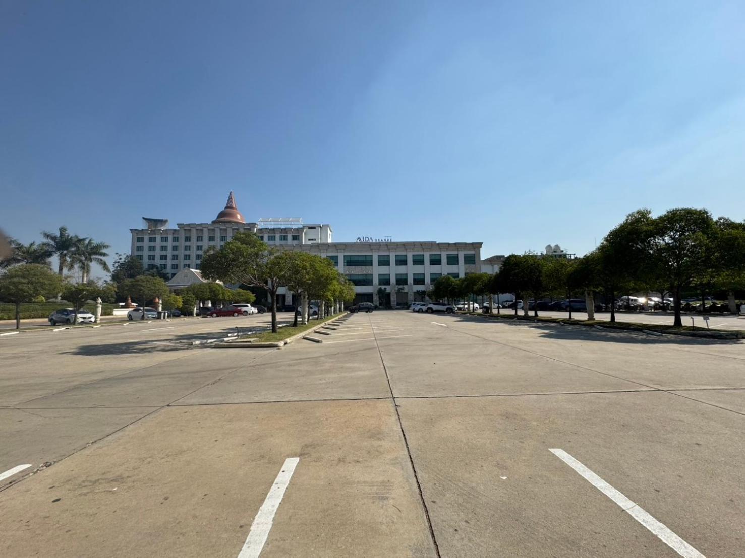 Mida Grande Hotel Dhavaravati Nakhon Pathom - Sha Plus Buitenkant foto
