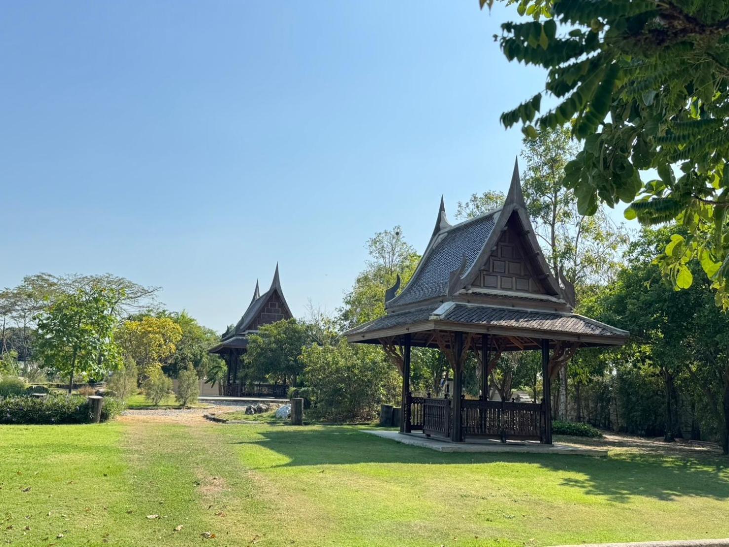 Mida Grande Hotel Dhavaravati Nakhon Pathom - Sha Plus Buitenkant foto