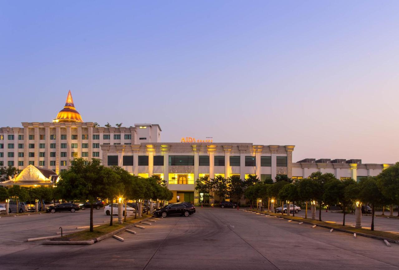 Mida Grande Hotel Dhavaravati Nakhon Pathom - Sha Plus Buitenkant foto